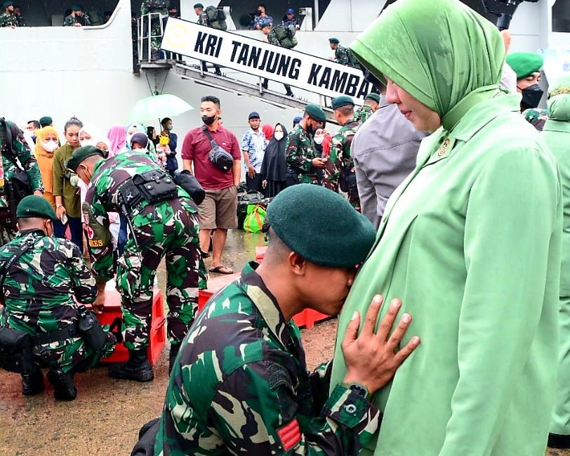 Yonif Raider Modang Berangkat Penugasan Ke Papua Prokaltim