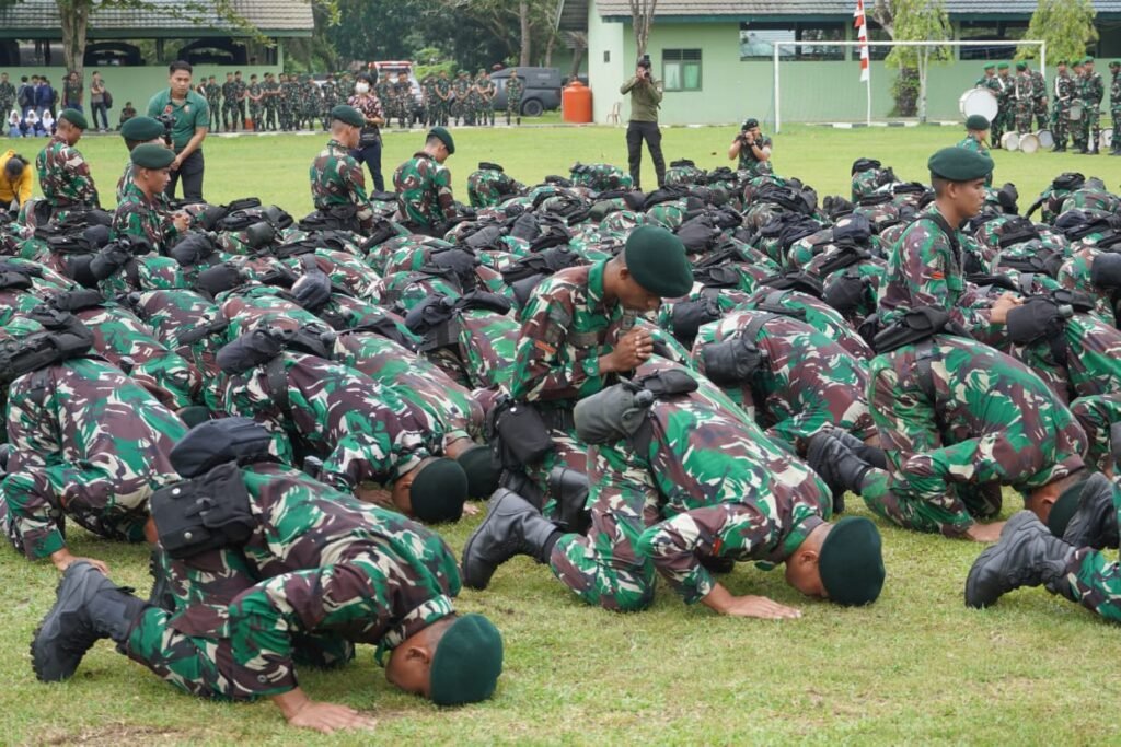 Ratusan Prajurit Yonif Modang Kembali Ke Balikpapan Setelah