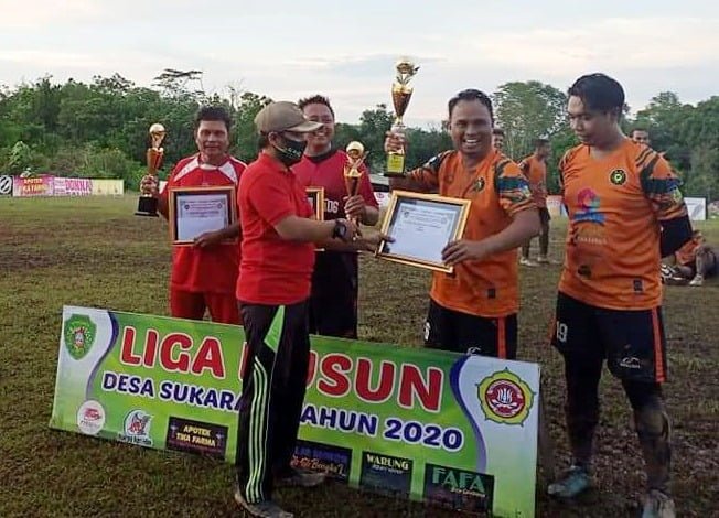 Club Sukamulya Borong Piala Liga Dusun Desa Sukaraja 2020 PROKALTIM 3 BOLA1 Club Sukamulya Borong Piala Liga Dusun Desa Sukaraja 2020 PROKALTIM