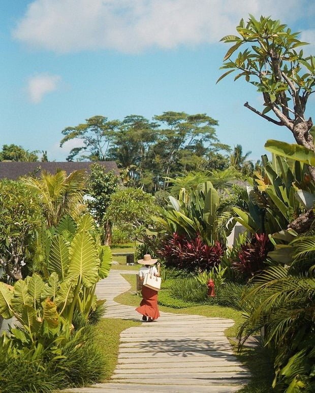 melody amadeainstagramcommelodyamadeas 6 10 Potret Gaya Hidup Influencer Melody Amadea, Setelah Menetap di Bali PROKALTIM