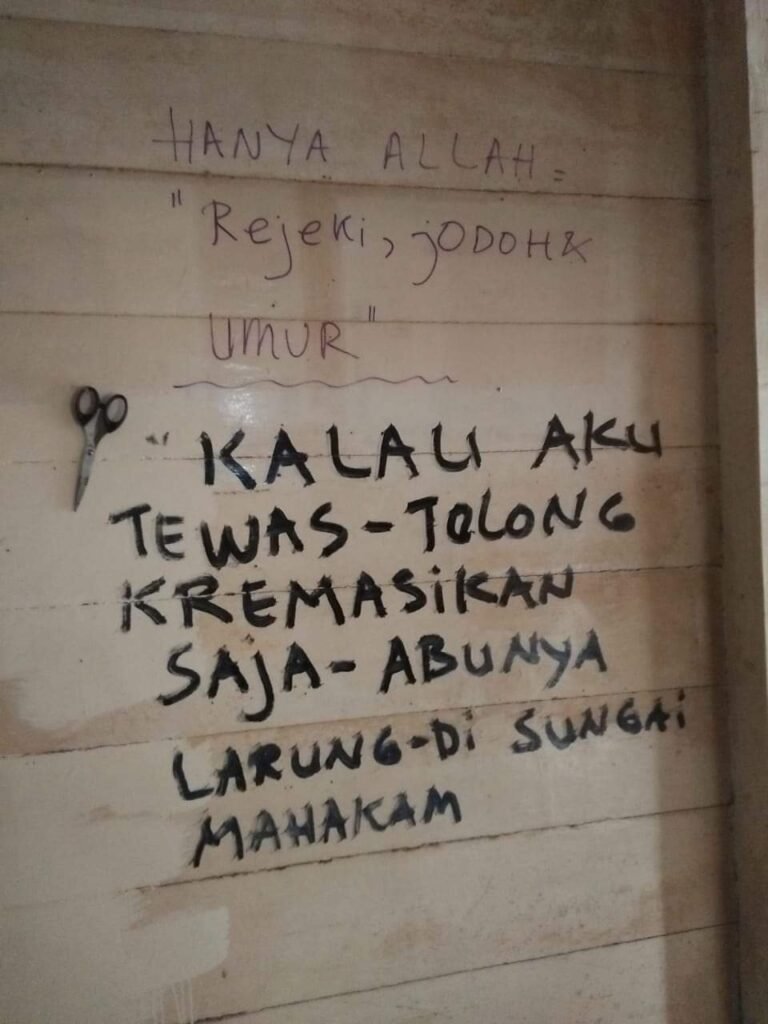 IMG 20210113 WA0005 1 Pria Diduga Gantung Diri, Berwasiat Jasadnya Dikremasi dan Abunya Larung di Sungai Mahakam. PROKALTIM
