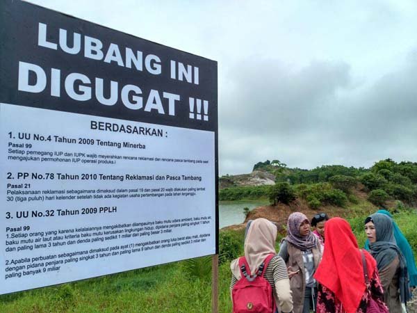 Lubang tambang Sanksi Denda dan Cabut Izin! Jokowi Akan Teken Perpres Pemulihan Kerusakan Lingkungan Akibat Pertambangan PROKALTIM