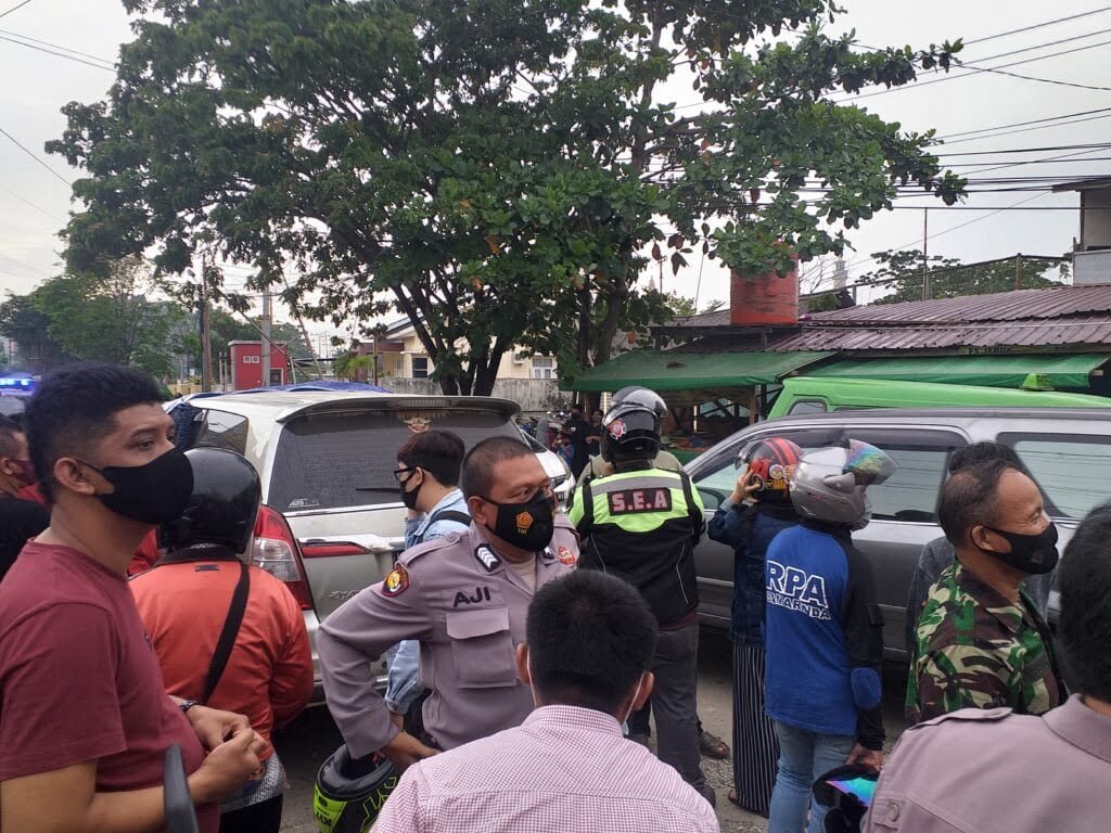 20210211 165502 Meninggal Dalam Mobil, Keluarga Tahu Saat Viral di Medsos PROKALTIM