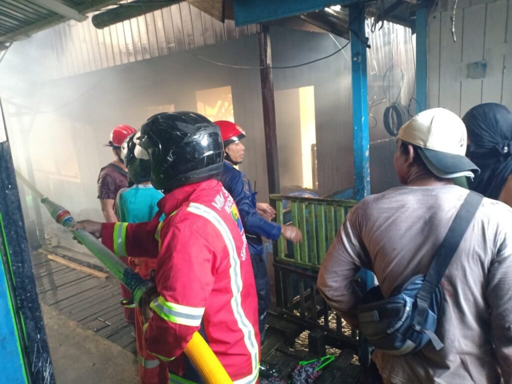 IMG 20210227 WA0001 Dinodai Pemukulan, Kebakaran 10 Rumah di Pangeran Bendahara PROKALTIM
