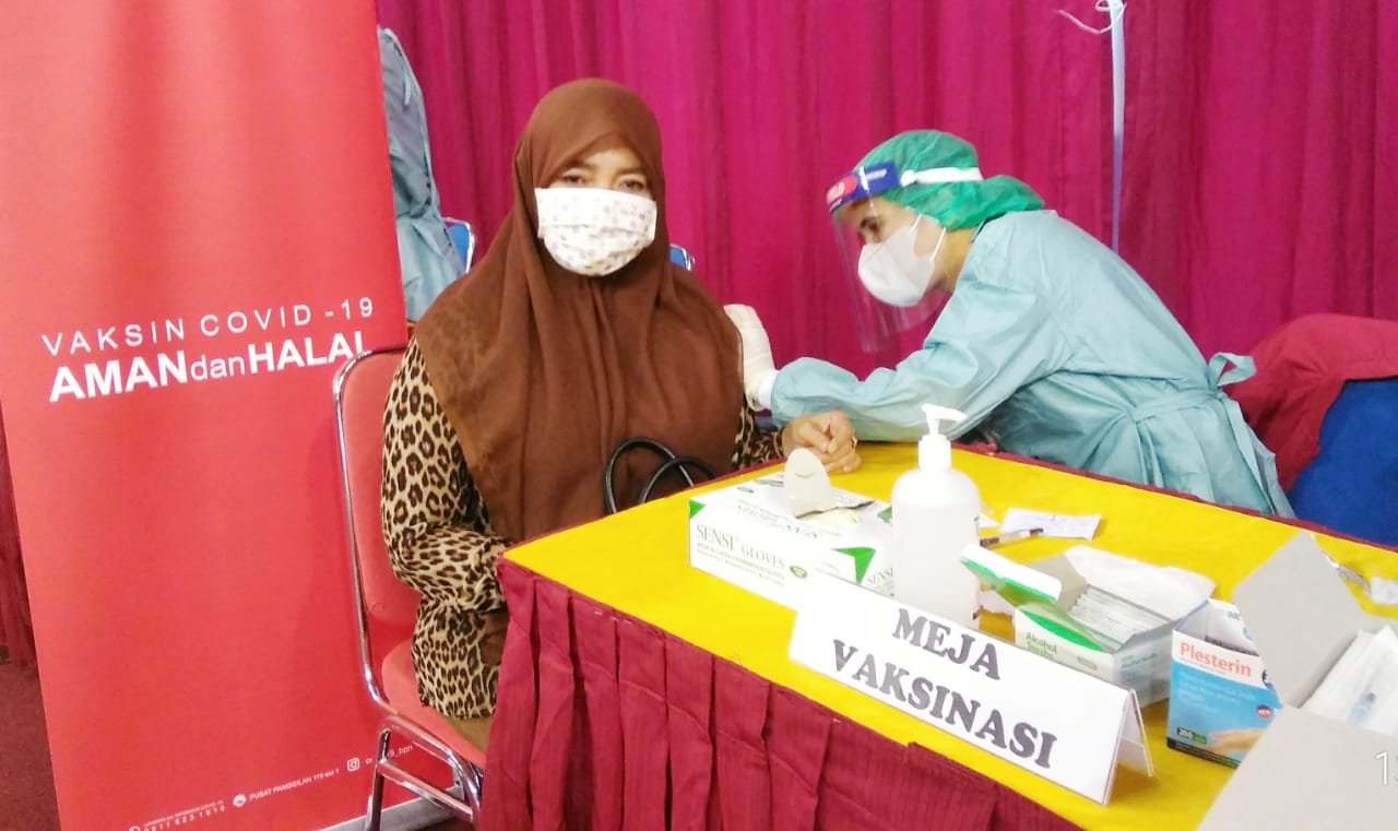 Anggota DPRD Balikpapan Ikuti Vaksinasi Covid-19 Dosis Kedua