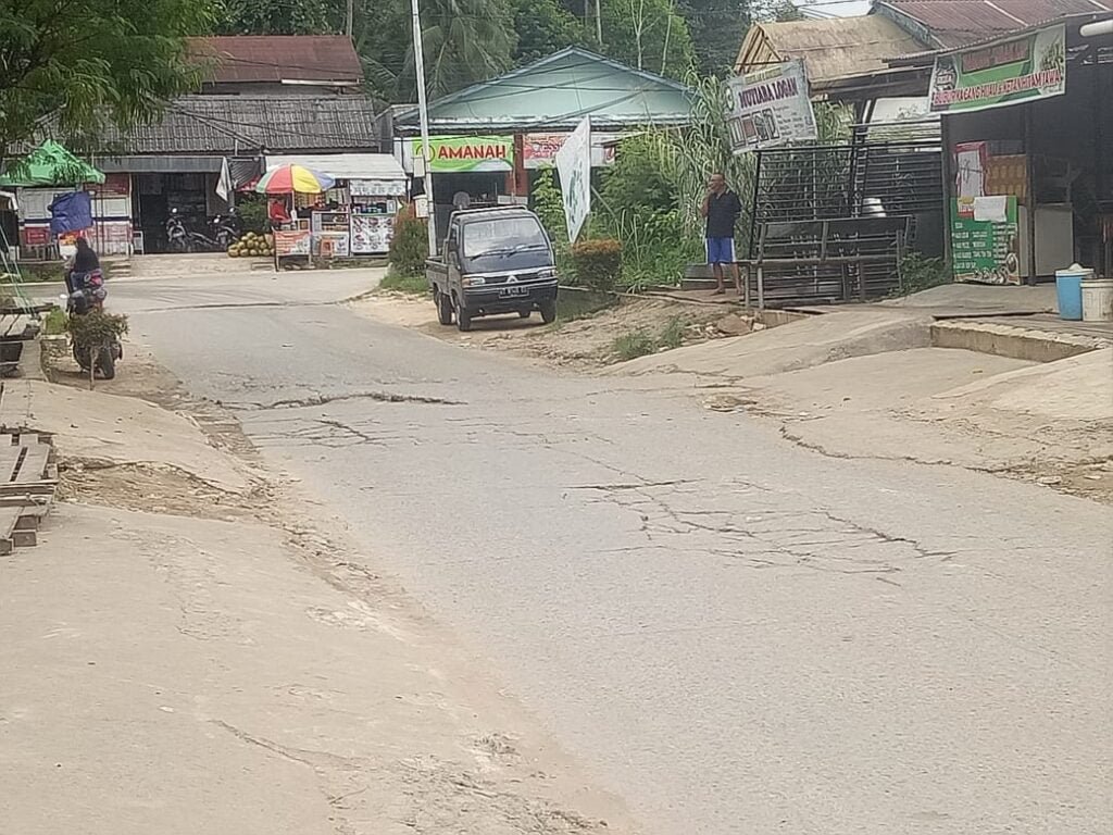 IMG 20210330 WA0020 Efek Tambang Ilegal, Jalan di Sukorejo Rusak PROKALTIM