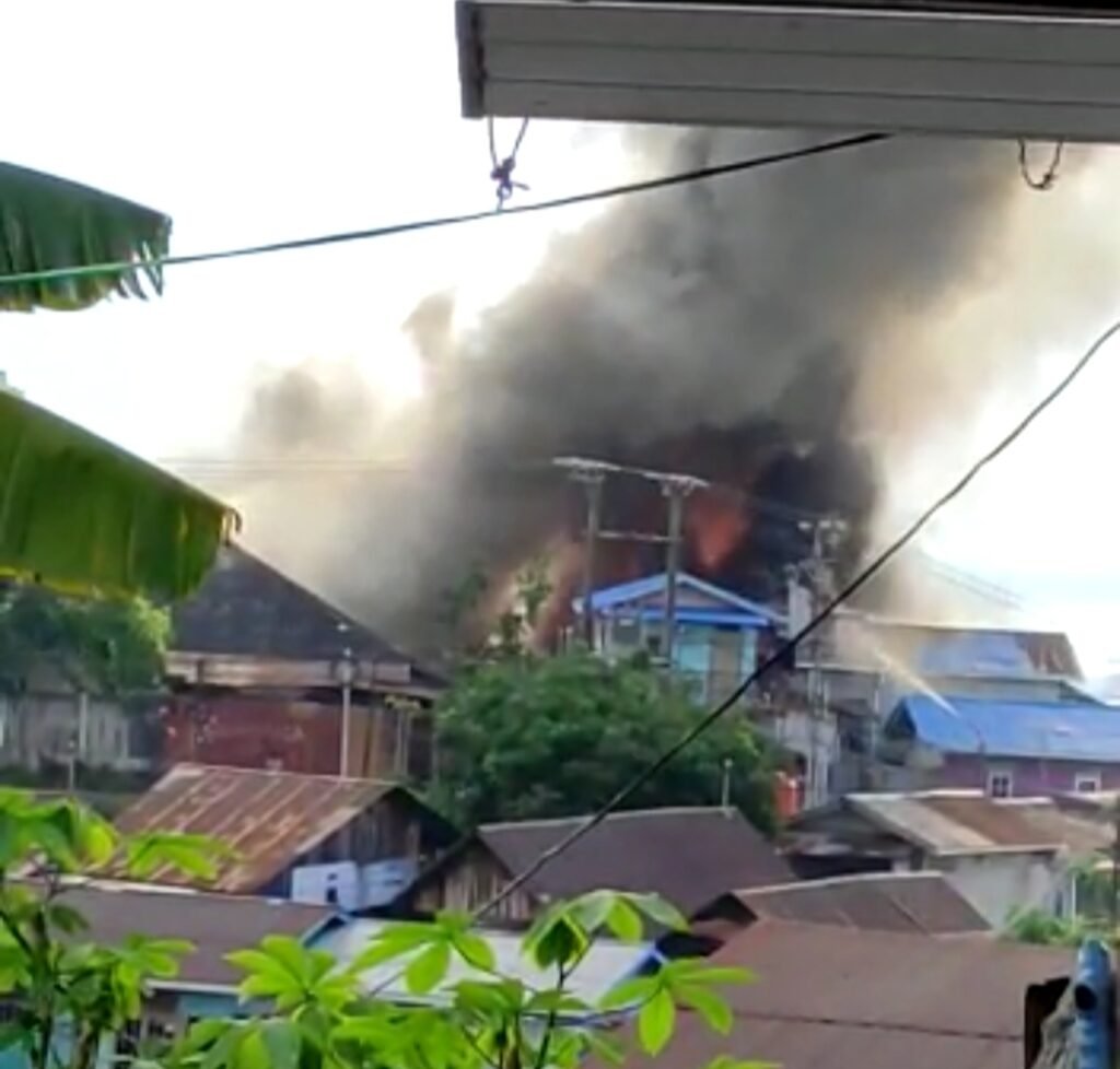 IMG 20210318 221834 Kebakaran di Gunung Polisi, 11 Rumah Terbakar PROKALTIM