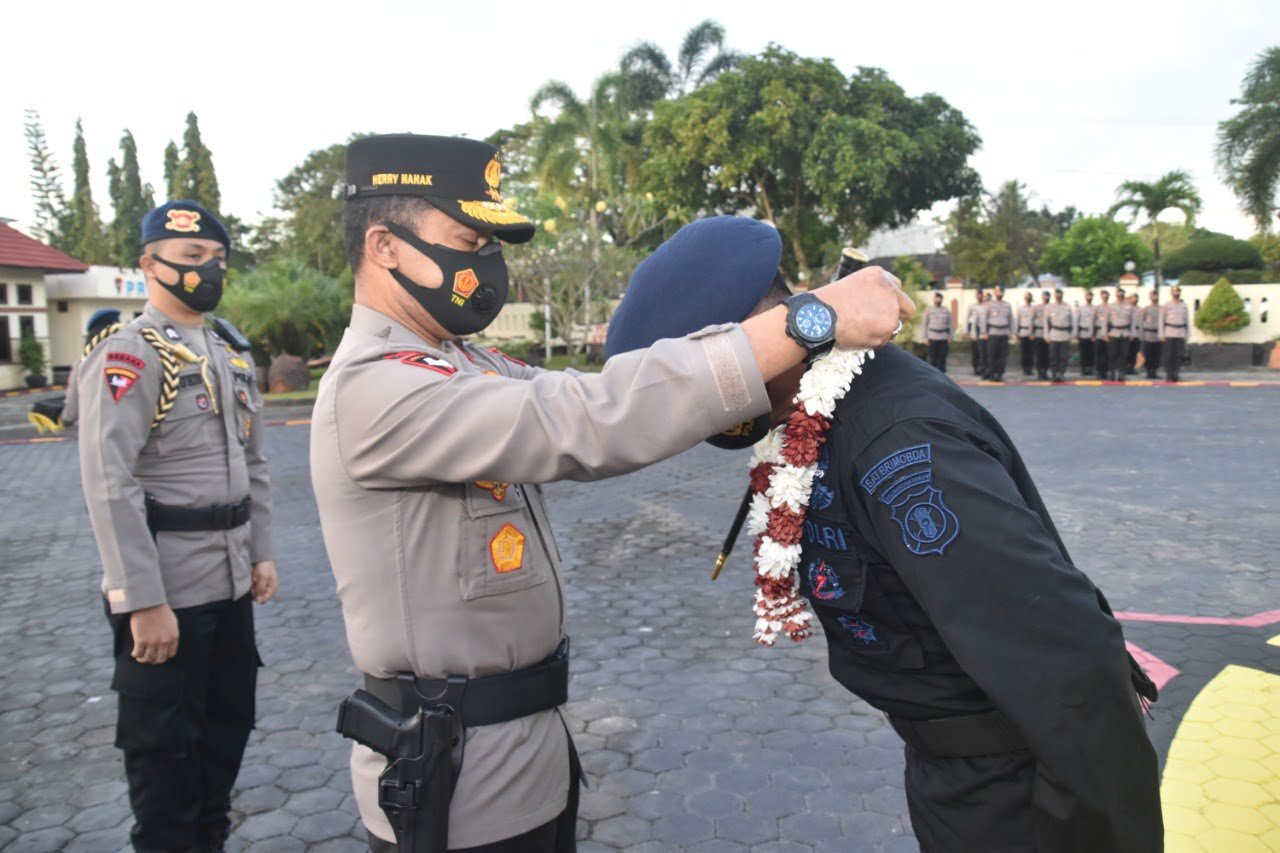 IMG 20210415 WA0028 Kapolda Sambut Kedatangan 1 SSK Pasukan Brimob Polda Kaltim BKO Polda Papua PROKALTIM