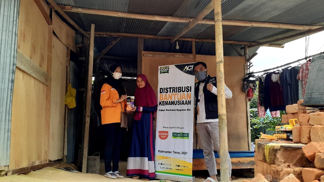 WhatsApp Image 2021 05 08 at 21.28.53 MRI Samarinda Bagi 105 Paket Hygiene Kit PROKALTIM