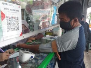 WhatsApp Image 2021 05 11 at 06.52.28 Jelang Lebaran, Masyarakat Borong Obat dan Vitamin, Antisipasi Efek Makan Saat Hari Raya PROKALTIM