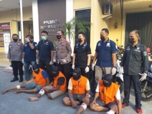 WhatsApp Image 2021 05 25 at 05.20.12 Berpura-pura Jadi Polisi, 4 Kawanan Begal Ditangkap, Dihadiahi Timah Panas PROKALTIM