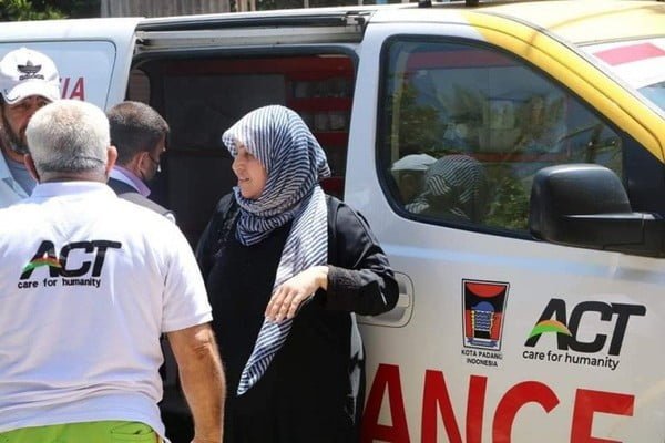 viral ambulans berlogo pemkot padang evakuasi korban serangan israel Inilah Asal Ambulans Viral Berlogo Pemkot Padang Bantu Korban Serangan Israel PROKALTIM