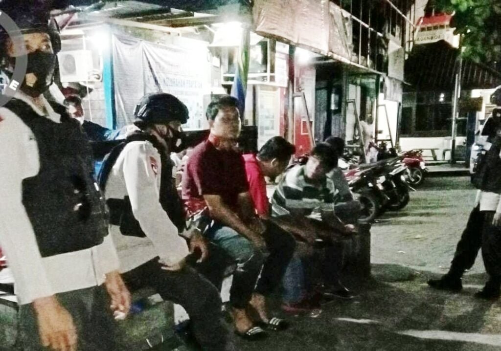 WhatsApp Image 2021 06 09 at 07.07.23 Brimob Batalyon A Pelopor Lakukan Patroli Malam, Imbau Warga Balikpapan Selalu Jaga Prokes PROKALTIM