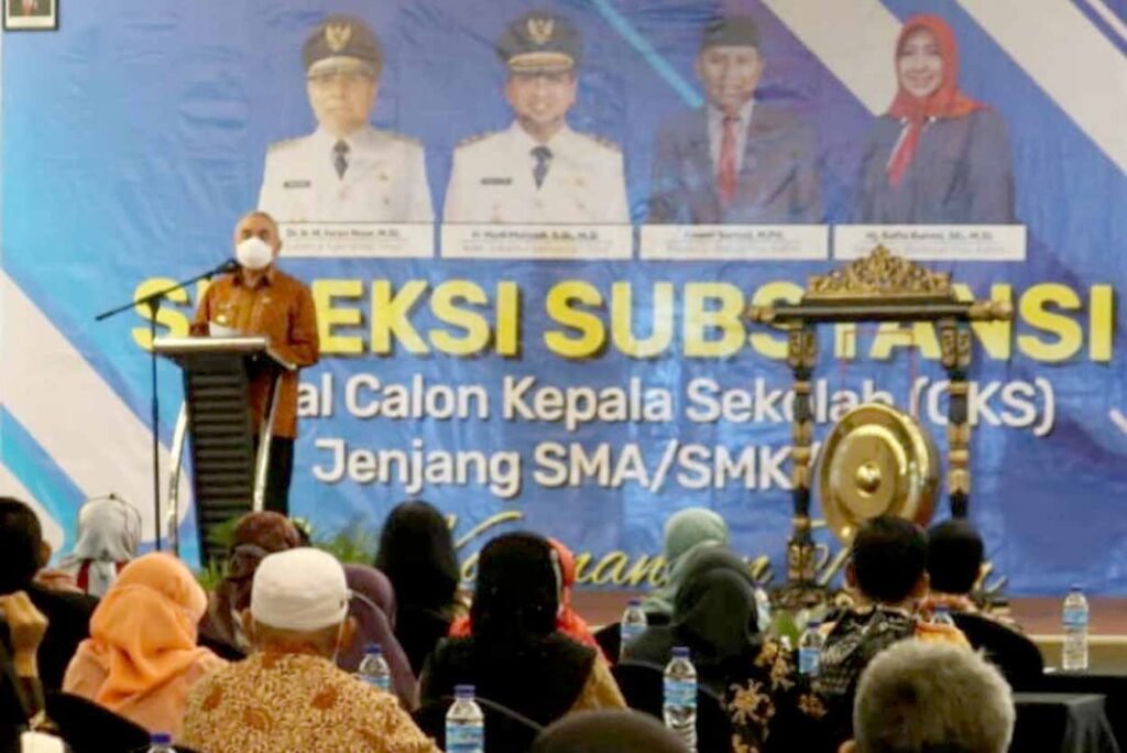 guru israan Profesi Guru Kebanggan Isran, Membuat Hati Bahagia PROKALTIM