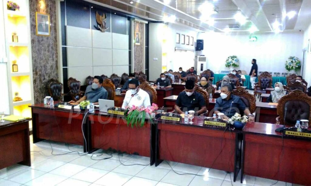 DPRD Kesehatan Pendidikan Banjir Menggaung di Rapat Paripurna Perda APBD 2020 PROKALTIM