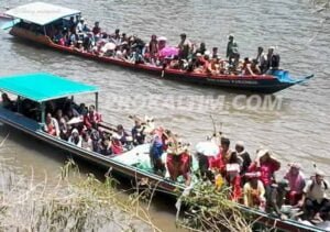 hudoq pakayang1 Penampilan Hudoq Pekayang, Ritual Tercapainya Masa Tanam Padi PROKALTIM