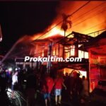 Sentosa Berkobar, 1 Jam 7 Bangunan Habis