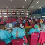 Sinergi Lanal Balikpapan, STT Migas dan TNI Polri Gencarkan Serbuan Vaksin serta Pemberian Sembako