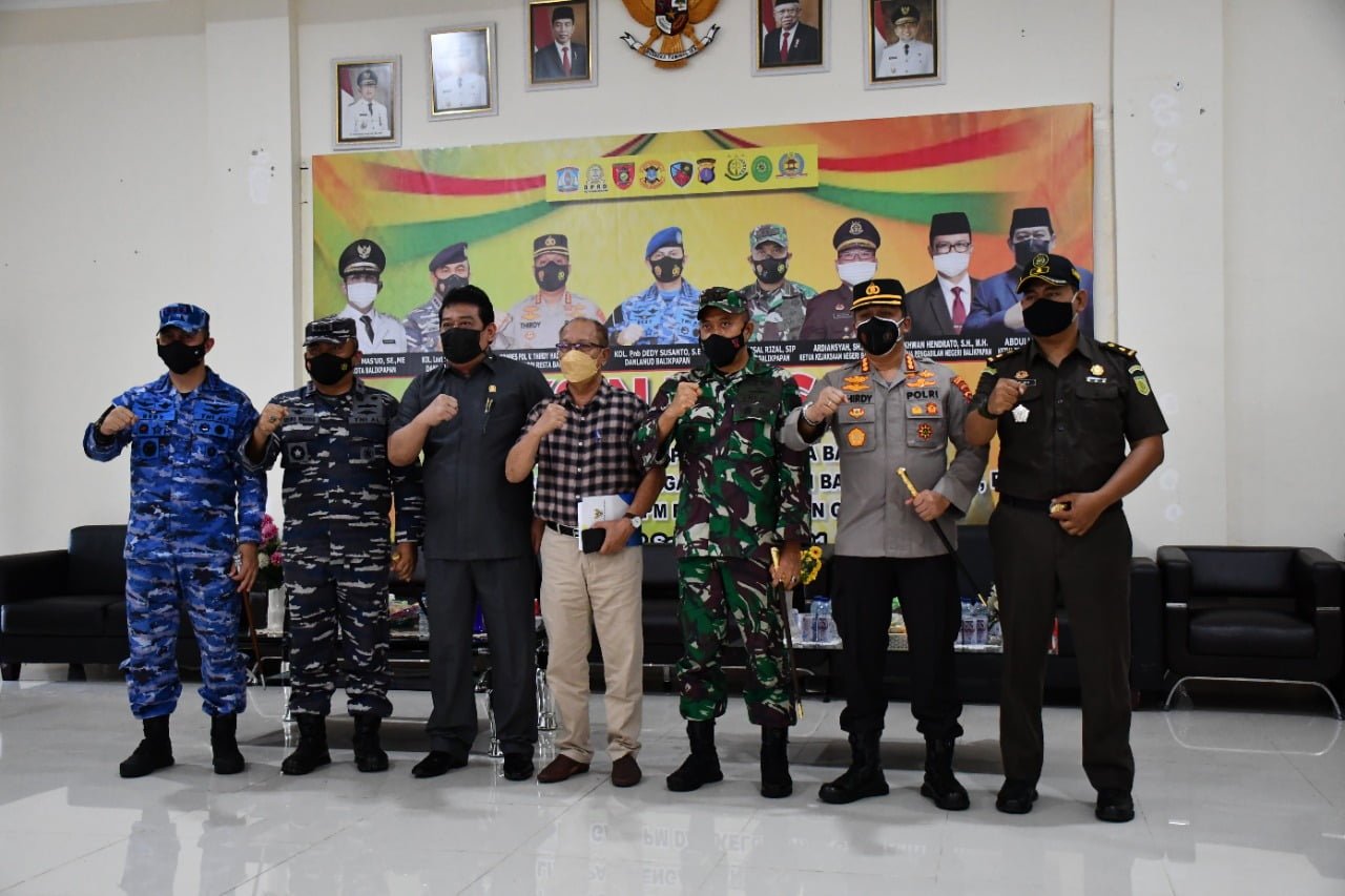 IMG 20210919 WA0001 Bersatu Perangi Covid-19, Lanal Balikpapan Bersinergi dengan Forkopimda dan Polri Gelar Vaksinasi Bersama PROKALTIM