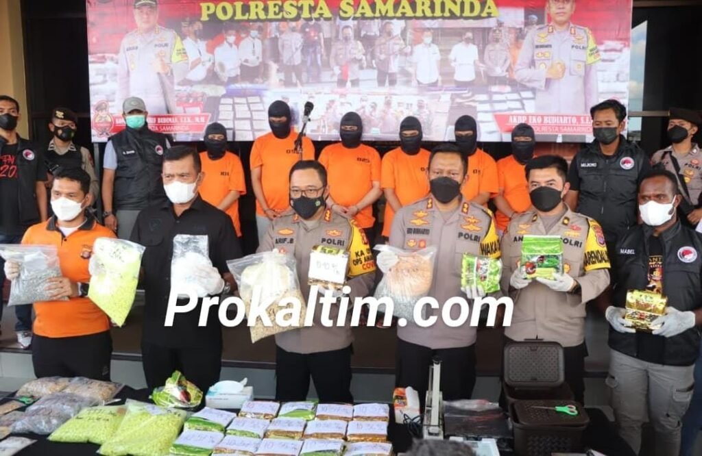 WhatsApp Image 2021 09 12 at 16.21.10 24 Kilogram Sabu dan 37 Ribu Butir Ekstasi Gagal Edar, Polisi Amankan 6 Pelaku PROKALTIM