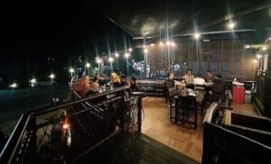 kst1 Kedai Sampan Tradisional, Sajian Unik di atas Sampan, Tampilan Artistik Hemat Duit PROKALTIM