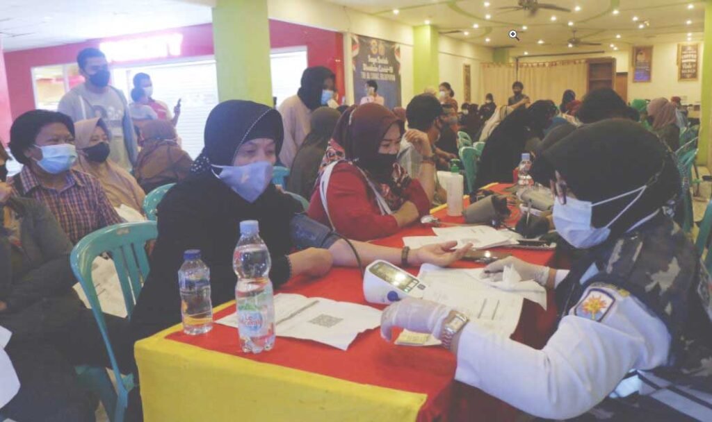 lanal Peringati Hari Sumpah Pemuda, Lanal Balikpapan Serbu Plaza Rapak PROKALTIM