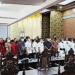 Muhaimin Usul Penambahan Guru Agama Katolik, Budiono Mengamini