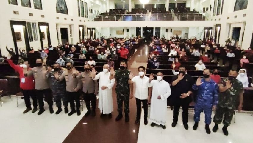 Screenshot 12 27 2021 11 10 38 AM Pangdam VI Mulawarman, Kapolda Kaltim, Wali Kota Balikpapan dan Forkopimda Tinjau Pelaksanaan Malam Misa Natal di Gereja Balikpapan PROKALTIM