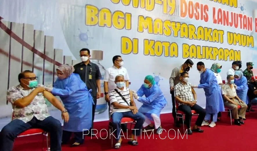 20220114 092521 1.500 Warga Balikpapan Vaksin Booster PROKALTIM