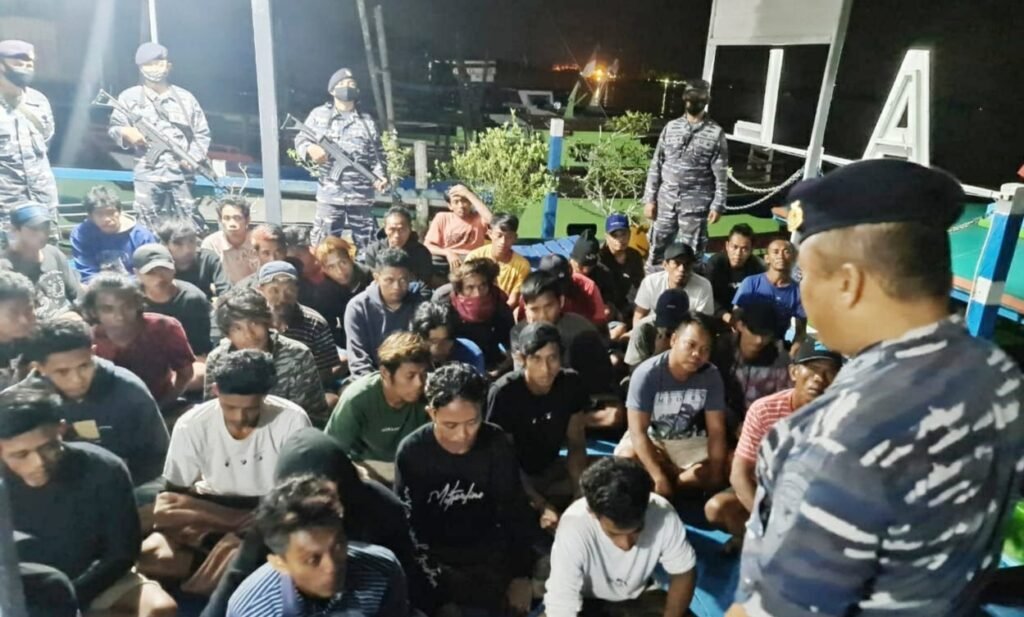 20220119 083702 Berawal Video Viral, Lanal Balikpapan Berhasil Tangkap 8 Kapal Motor pencurian Tongkang Batubara di Samarinda. Inilah Kronologinya PROKALTIM