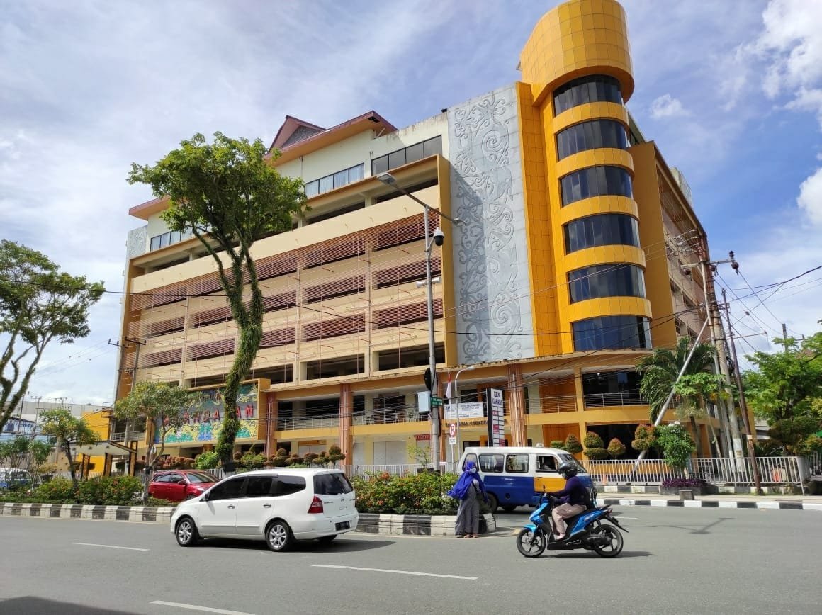 Sabaruddin Sorot Gedung Parkir Klandasan Sepi. Ini Solusinya!