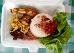 20220205 094314 Lezatnya Bubur Ayam & Nasi Uduk 77 Bandung Teh Rena PROKALTIM