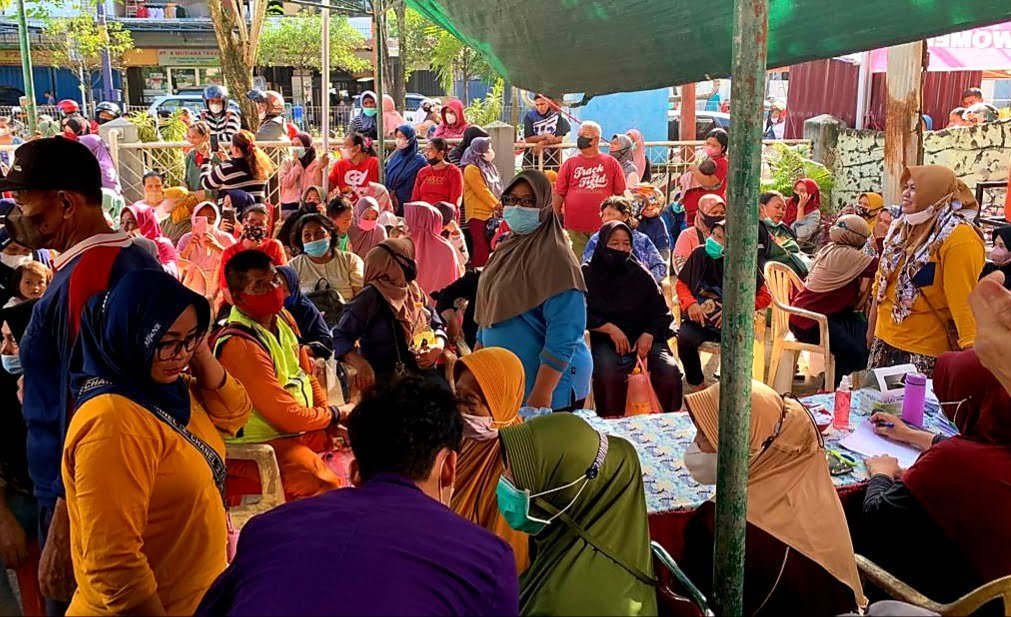 Harga Minyak Goreng Masih Tinggi, Apical Group Lakukan Distribusi Ke konsumen Dan Pasar Pasar Tradisional