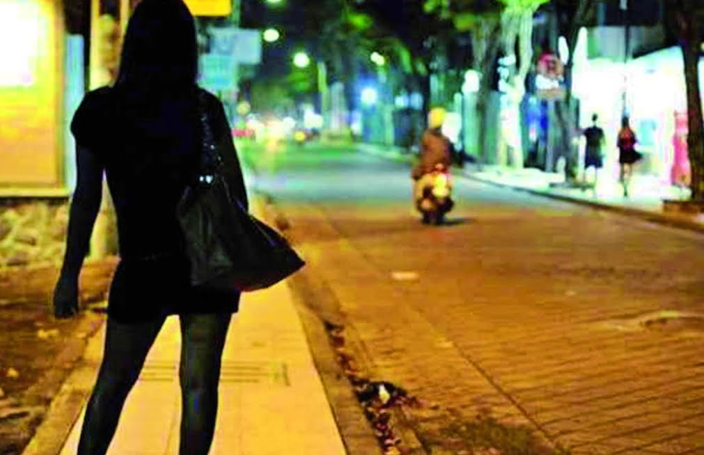 Tragis! Mau “Kencan Satu Malam” Tapi Sudah Sesak Nafas Duluan, Akhirnya Begini