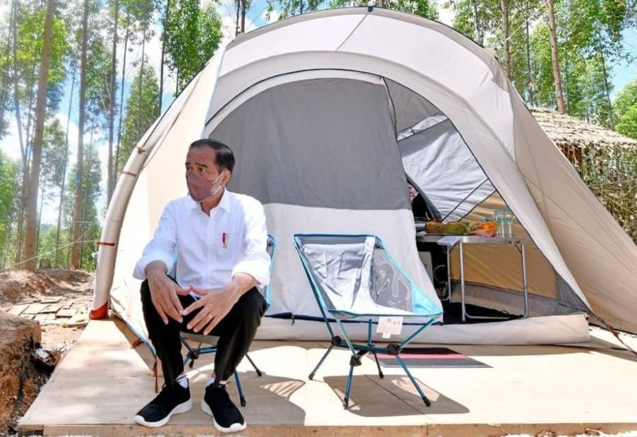 Dari Titik Nol Kilometer, Presiden Menuju Tempat Bermalam di IKN