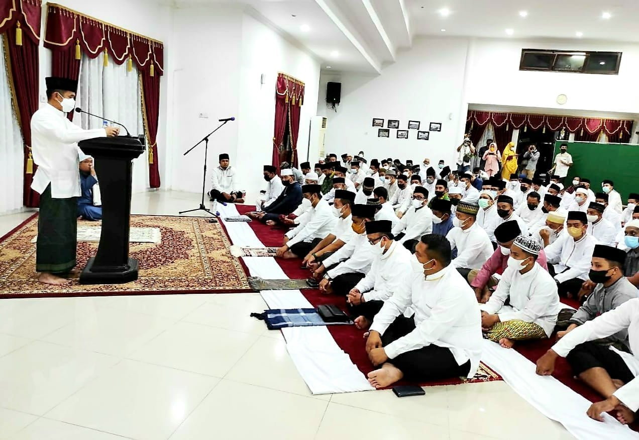 Safari Ramadan, Wali Kota Rahmad: Saling Mengingatkan Seluruh Kepala OPD dan DPRD Balikpapan untuk Berzakat, Infaq, dan Bersedekah PROKALTIM 1 20220405 133054 Safari Ramadan, Wali Kota Rahmad: Saling Mengingatkan Seluruh Kepala OPD dan DPRD Balikpapan untuk Berzakat, Infaq, dan Bersedekah PROKALTIM