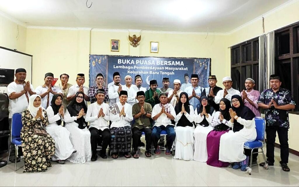 20220427 101010 LPM Baru Tengah Gelar Bukber, Dirangkai Santunan Kepada Anak Yatim dan Kaum Dhuafa PROKALTIM