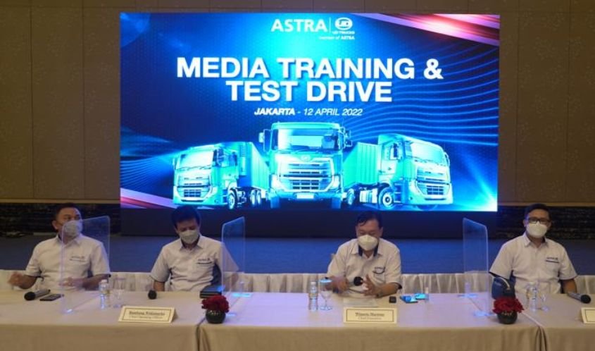 Astra UD Trucks Hadirkan Quester Euro 5 Berbahan Bakar BioSolar