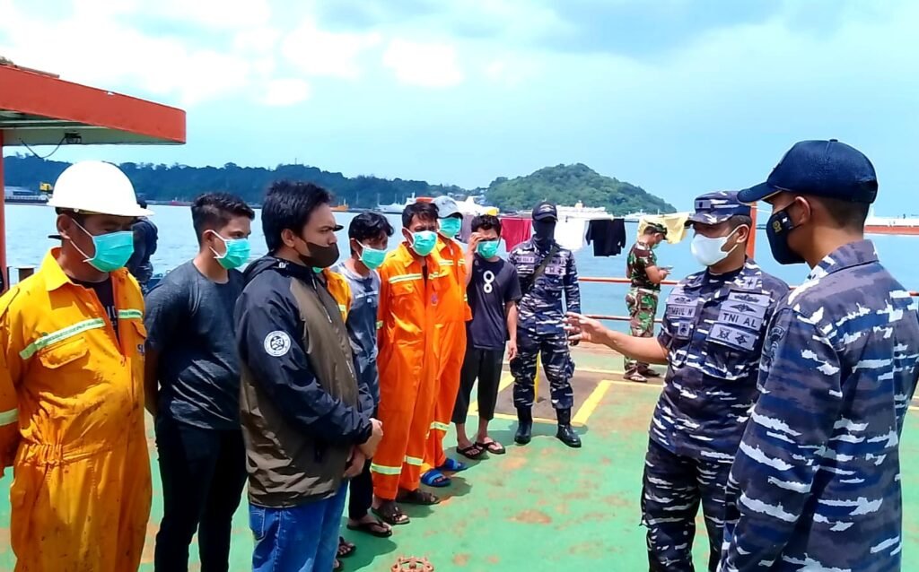 20220501 114419 KRI Mandau Tangkap Kapal Pengangkut 4.100 Ton CPO PROKALTIM
