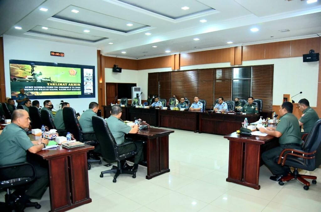 20220617 090014 Pangdam VI/Mlw Terima Hasil Laporan Audit Itjen TNI PROKALTIM