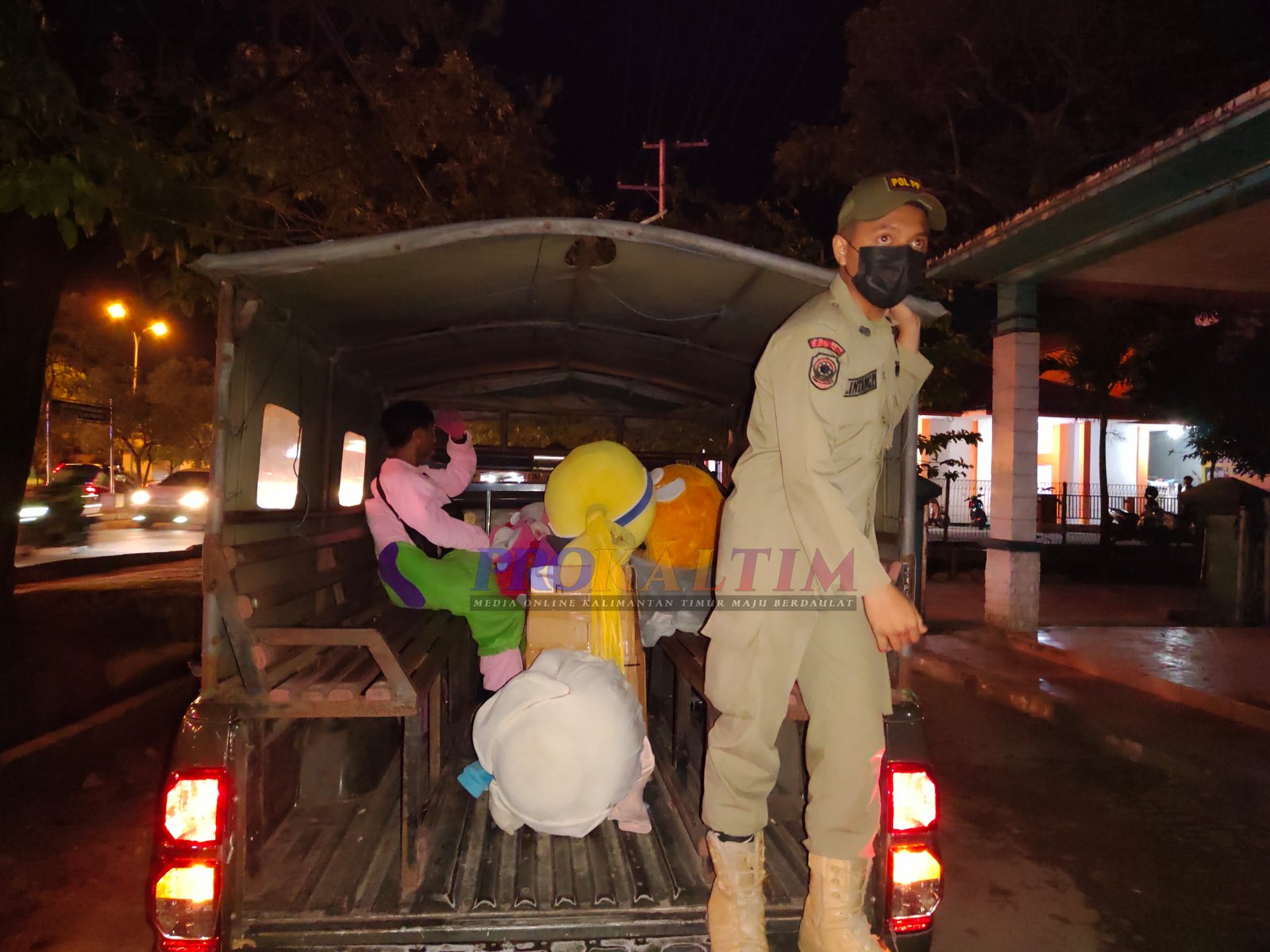 Sering Ditertibkan, 12 Badut Kembali Terjaring