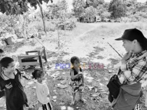 InShot 20220610 090610430 Kampung Kardus Samarinda, Jauh Dari Kata Layak PROKALTIM