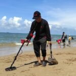 Meriah, 70 Pemburu Harta Karun Berkompetisi pada Event Go Minelabbing di Pantai Manggar