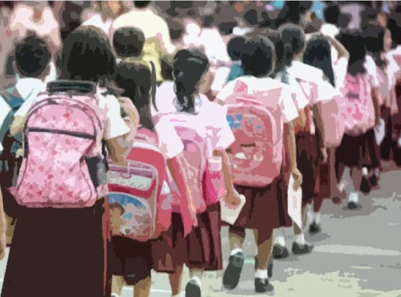 Pelajar Negeri dan Swasta Gratis Seragam Hingga Subsidi SPP