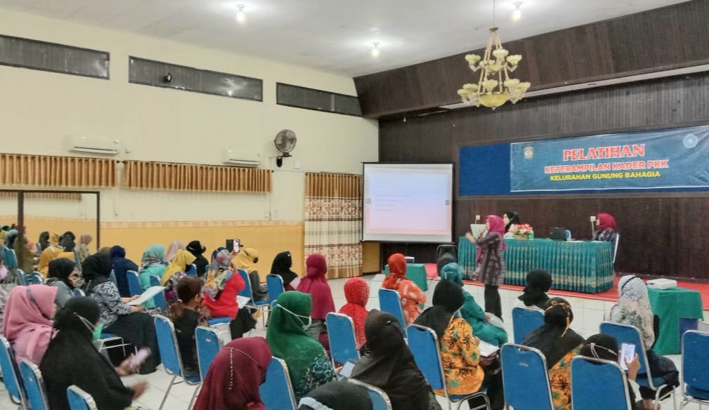 20220704 113447 Berlangsung Antusias, Pelatihan Keterampilan Kader PKK Gunung Bahagia PROKALTIM