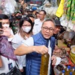 Sambangi Balikpapan, Mendag Tinjau Warung Pangan PPI, Mitra Penjualan Minyak Goreng Curah