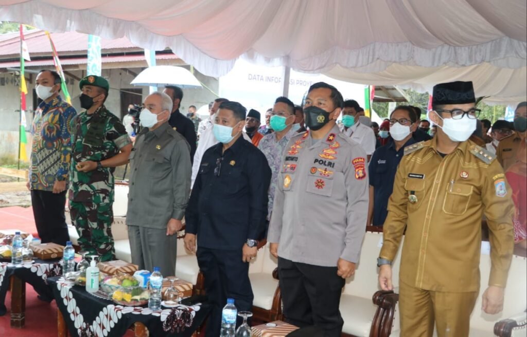 20220725 124620 Wakapolda Hadiri Peletakkan Batu Pertama Pembangunan Rumah Layak Huni PROKALTIM