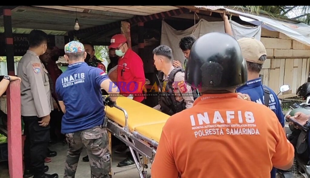 InShot 20220706 144308067 BREAKING NEWS! Taxi Online Tak Kunjung Datang, Ibu Muda Melahirkan di Pos Ronda PROKALTIM