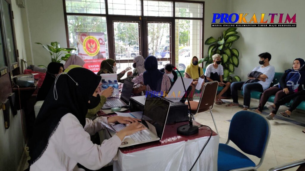 InShot 20220717 123931192 210 Dosis Vaksin Tersalurkan Dalam 4 Jam Oleh BINDA Kaltim PROKALTIM