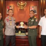 Bangun Harmonisasi TNI-Polri, Kapolda Kaltim Sambut Hangat Audiensi Pangdam VI/Mlw